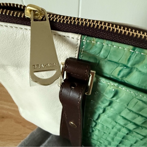 Brahmin Anywhere Tote Baltik Blue Lady Vineyard Leather + Croc Look Tote - Picture 2 of 8